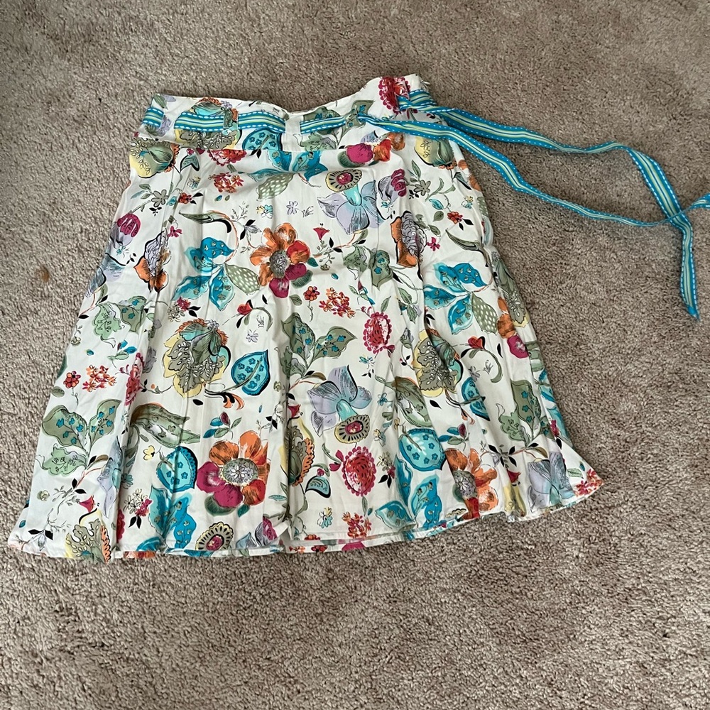 Women skirt good everyday to wear